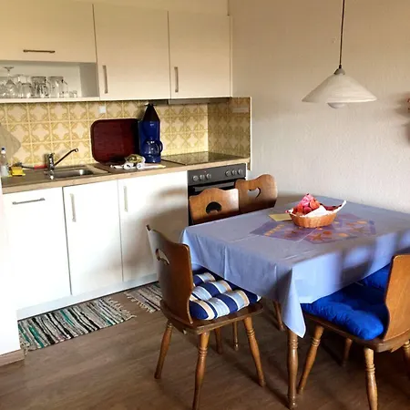 Lindenschloesschen & Schlossgarten * 加爾米施-帕滕基興
