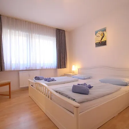 Lindenschlösschen&schlossgarten *